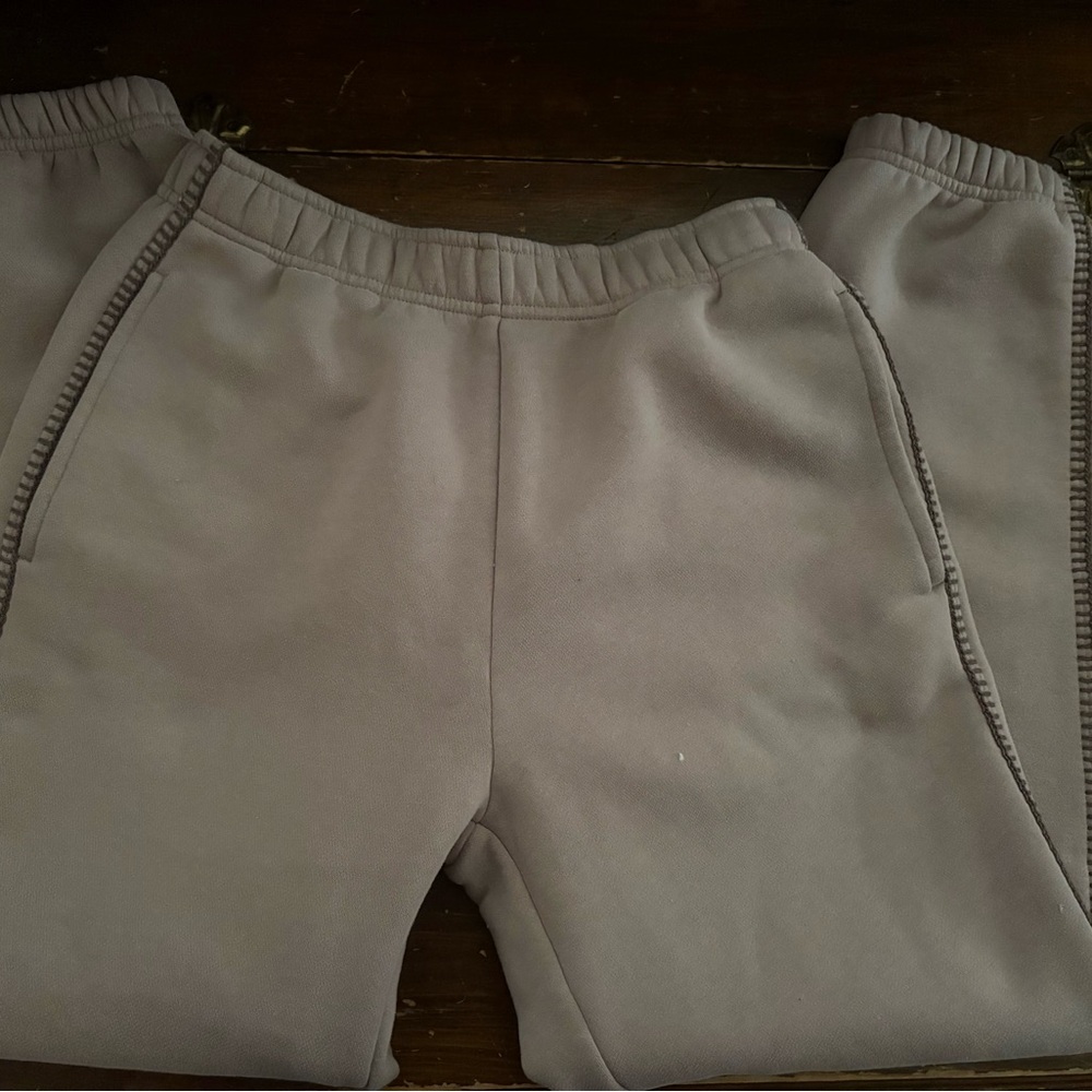 UGG light pink Fleece Sweatpants - Picture 2 of 7